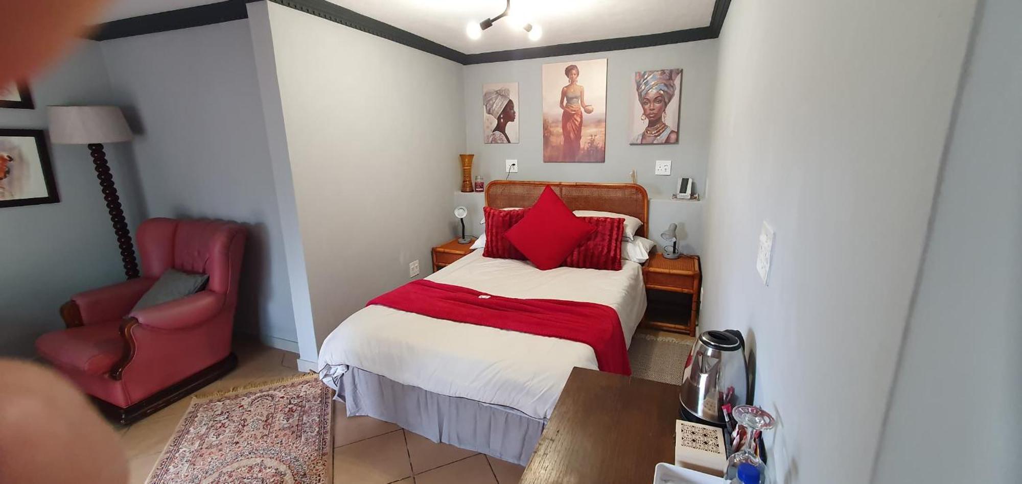 Goggas Nest Bnb & Restaurant Matsapha Extérieur photo
